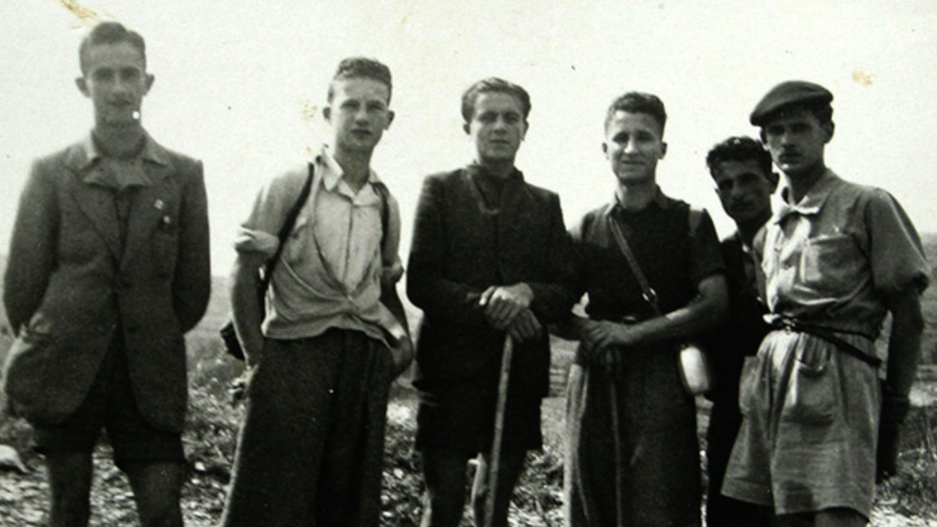 Eduino Francini (secondo da sinistra), promotore della banda partigiana di Sansepolcro