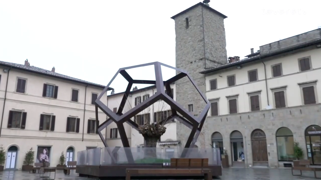 Il dodecaedro di Leonardo in piazza