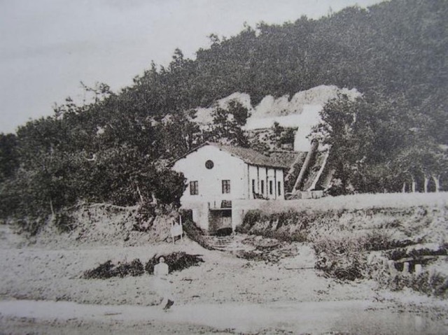 La vecchia centrale idroelettrica di Montedoglio all’inizio del secolo scorso 