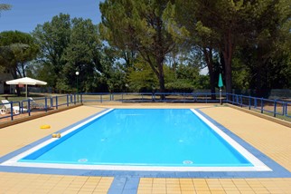Inaugurata la nuova piscina per bambini al centro Belvedere - Attualità | TTV.it