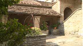 Trafugate delle reliquie dall'eremo di Montecasale. I Carabinieri di Sansepolcro indagano sul furto 2 Trafugate delle reliquie dall'eremo di Montecasale. I Carabinieri di Sansepolcro indagano sul furto - Attualità | TTV.it