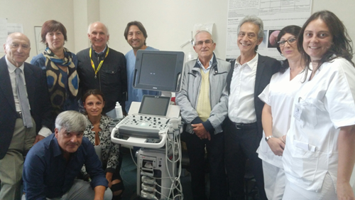 Un ecografo per i pazienti pneumologici Donazione dell’associazione Respiro Vita e del Calcit 1 Un ecografo per i pazienti pneumologici Donazione dell’associazione Respiro Vita e del Calcit - Attualità | TTV.it