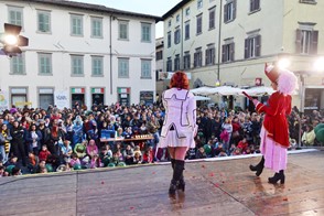 Si è tenuta ieri mattina, nella sala della Giunta Comunale di Città di Castello, la conferenza stampa di presentazione della mostra/mercato “Tiferno Comics Fest & Games” 2017 - Attualità | TTV.it