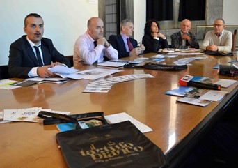 38° mostra del tartufo bianco: tartufi, arte e spettacolo della cucina da venerdì 27 ottobre a mercoledì 1 novembre 1 38° mostra del tartufo bianco: tartufi, arte e spettacolo della cucina da venerdì 27 ottobre a mercoledì 1 novembre - Attualità | TTV.it