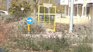 Incuria sulla rotatorie tifernati. I punti di accesso alla città lasciati al totale abbandono e i cittadini chiedono manutenzione. 1 Incuria sulla rotatorie tifernati. I punti di accesso alla città lasciati al totale abbandono e i cittadini chiedono manutenzione. - Attualità | TTV.it