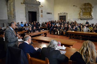 La giustizia mite e riservata di Piero Cenci. Presentato il libro del giudice che fu presidente del tribunale minorile 1 La giustizia mite e riservata di Piero Cenci. Presentato il libro del giudice che fu presidente del tribunale minorile - Attualità | TTV.it