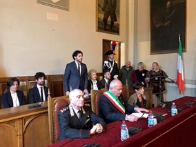 Cittadinanza onoraria all'Arma dei Carabinieri dal Comune di Sansepolcro. Il resoconto della cerimonia - Attualità | TTV.it