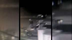 Ladro ripreso dalle telecamere di videosorveglianza di un'abitazione vicino al parco Roccolo - Attualità | TTV.it