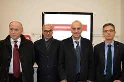 Il sottosegretario al Ministero Interno Giampiero Bocci annuncia la nuova classificazione SD3 del distaccamento dei vigili del fuoco - Attualità | TTV.it