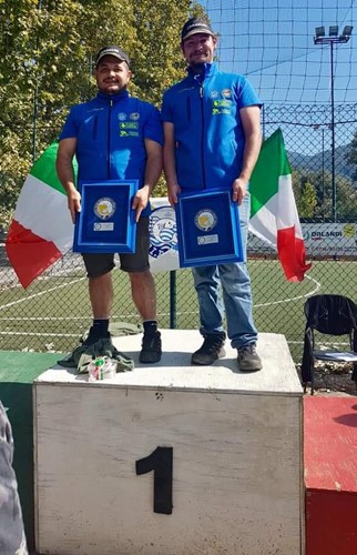 Matteo e Paolo camioni di pesca alla trota. Sansepolcro ha un nuovo titolo nazionale di cui fregiarsi. 1 Matteo e Paolo camioni di pesca alla trota. Sansepolcro ha un nuovo titolo nazionale di cui fregiarsi. - Sport | TTV.it