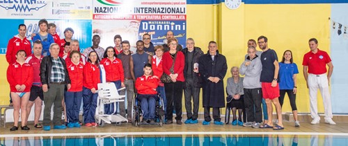 Campionati regionali di nuoto FISDIR.FINP: protagoniste le piscine comunali di Città di Castello. - Sport | TTV.it