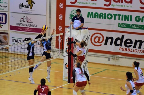 CO.ME.T. Volley Città di Castello stravince per 3-1 con la Blu Volley Quarrata - Sport | TTV.it