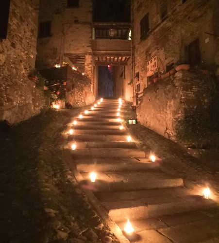 Verso un Natale suggestivo grazie agli eventi del borgo di Anghiari - Attualità | TTV.it