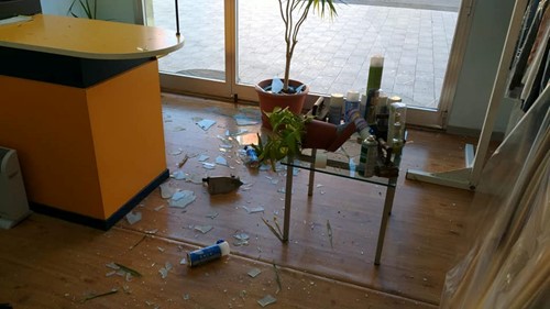 Atti vandalici la notte di capodanno ad Umbertide. Nel pomeriggio anche un incendio in una struttura comunale - Attualità | TTV.it