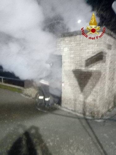 Atti vandalici la notte di capodanno ad Umbertide. Nel pomeriggio anche un incendio in una struttura comunale - Attualità | TTV.it