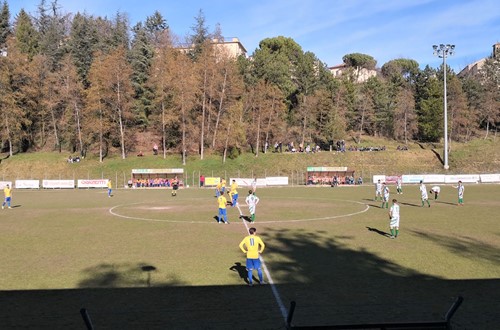 Calcio, la Baldaccio Bruni incassa solo un punto con lo 0-0 contro il Valdarno 2 Calcio, la Baldaccio Bruni incassa solo un punto con lo 0-0 contro il Valdarno - Sport | TTV.it