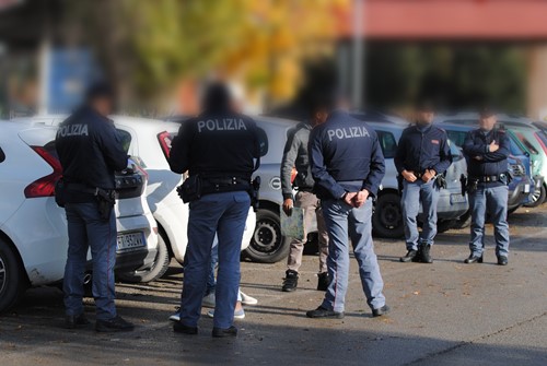Controlli serrati della Polizia di Stato nel territorio perugino 1 Controlli serrati della Polizia di Stato nel territorio perugino - Attualità | TTV.it