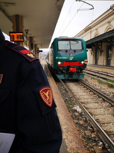 Coronavirus: continua l'azione di controllo e prevenzione della Polizia in tutta la provincia di Perugia 1 Coronavirus: continua l'azione di controllo e prevenzione della Polizia in tutta la provincia di Perugia - Attualità | TTV.it