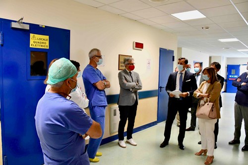 La presidente della regione Umbria e il Rettore dell’Università di Perugia in visita all’ospedale Santa Maria della Misericordia - Attualità | TTV.it