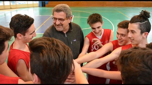 PRESENTATO IN COMUNE IL LIBRO CHE RACCONTA CINQUANT’ANNI DI BASKET VISSUTI DA MAURIZIO CRISTINI 1 PRESENTATO IN COMUNE IL LIBRO CHE RACCONTA CINQUANT’ANNI DI BASKET VISSUTI DA MAURIZIO CRISTINI - Attualità | TTV.it