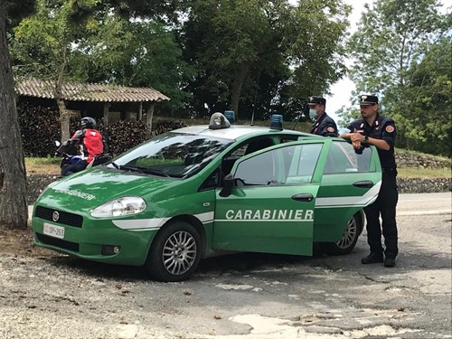 Verbali e patenti ritirate sulle strade montane della Valtiberina Toscana. Questo il bollettino dei primi controlli delle forze dell’ordine 2 Verbali e patenti ritirate sulle strade montane della Valtiberina Toscana. Questo il bollettino dei primi controlli delle forze dell’ordine - Attualità | TTV.it