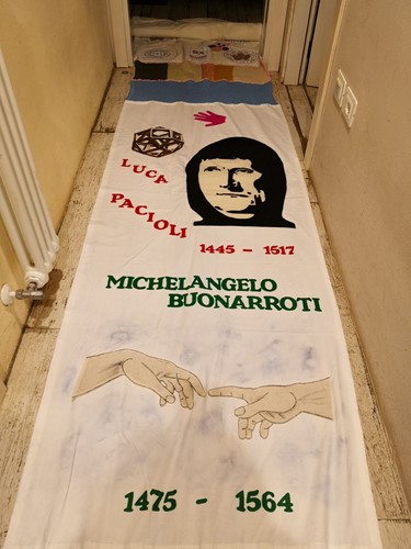 E “Tappeto dei ricordi” sia! Il 4 ottobre sarà esposto per tutto il giorno. Arriva la conferma ufficiale dopo il complesso iter di autorizzazioni da parte degli organi preposti 1 E “Tappeto dei ricordi” sia! Il 4 ottobre sarà esposto per tutto il giorno. Arriva la conferma ufficiale dopo il complesso iter di autorizzazioni da parte degli organi preposti - Attualità | TTV.it