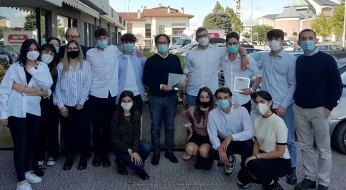 Il video "Baskin" dei ragazzi del Campus Da Vinci di Umbertide si è aggiudicato il titolo di miglior lavoro nella prima edizione del "Gran Premio di giornalismo radiotelevisivo Junior dell'Umbria" 1 Il video "Baskin" dei ragazzi del Campus Da Vinci di Umbertide si è aggiudicato il titolo di miglior lavoro nella prima edizione del "Gran Premio di giornalismo radiotelevisivo Junior dell'Umbria" - Attualità | TTV.it