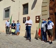 Inaugurate le “Pietre della memoria” che ricorderanno i deportati nei lager 4 Inaugurate le “Pietre della memoria” che ricorderanno i deportati nei lager - Cultura | TTV.it
