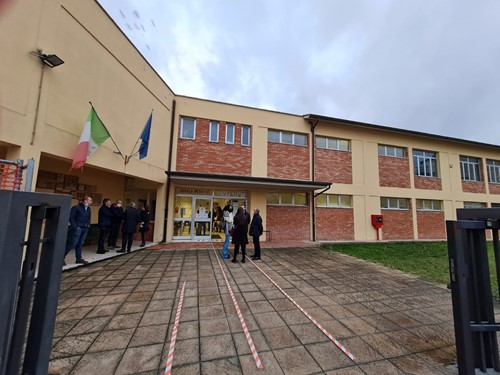 Iniziati i lavori alla scuola media di Pistrino. Interventi per 1 milione di euro - Attualità | TTV.it