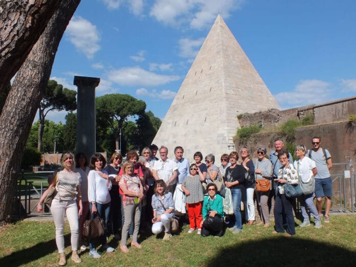 acattolico-e-piramide-cestia