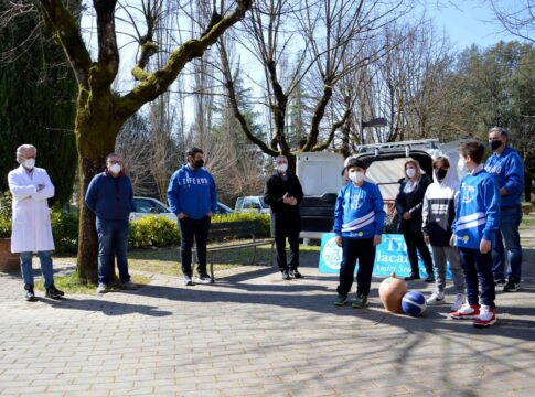 donazione-pallacanestro-castello-muzi-betti
