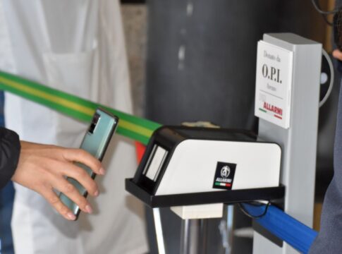 foto-donazione-pm-allarmi-per-ingresso-san-donato-1