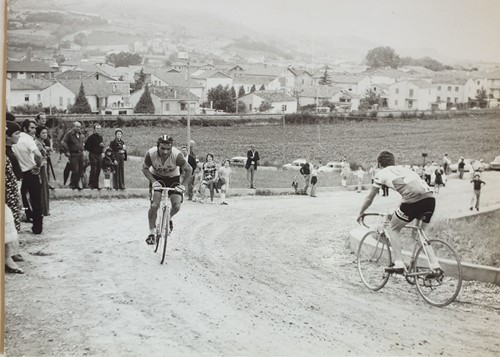 Giulio Ghezzi, una vita nel ciclismo. Il meccanico gentiluomo compie 90 anni 1 Giulio Ghezzi, una vita nel ciclismo. Il meccanico gentiluomo compie 90 anni - Sport | TTV.it