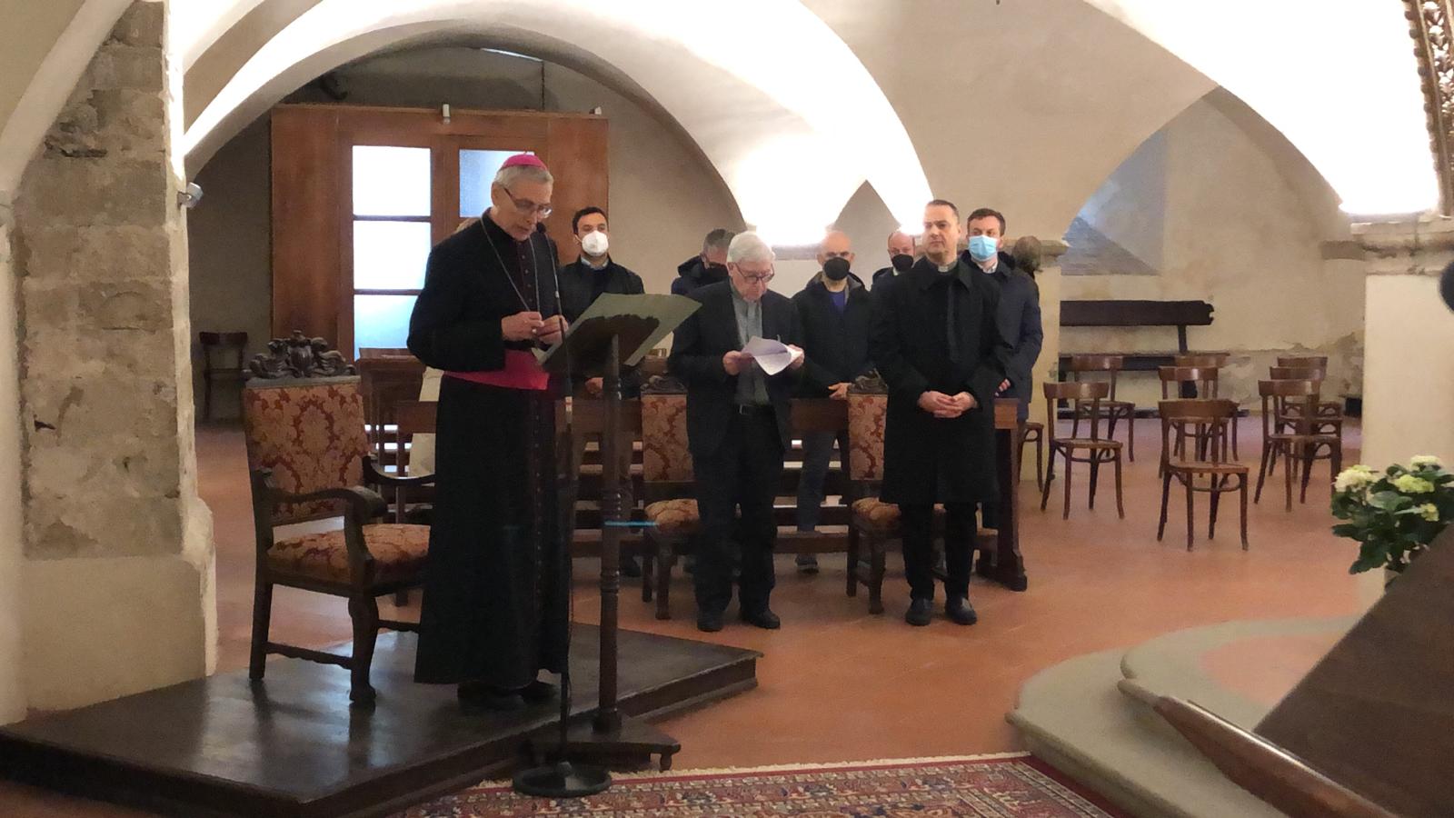 Diocesi di Città di Castello e Gubbio sotto un unico vescovo 1 cantina saluto