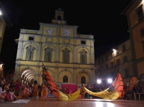 Notte Fucsia