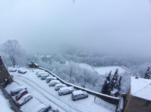 Neve a Montone Neve a Montone
