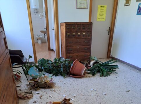 WhatsApp Image 2023-03-22 at 12 Atti vandalici