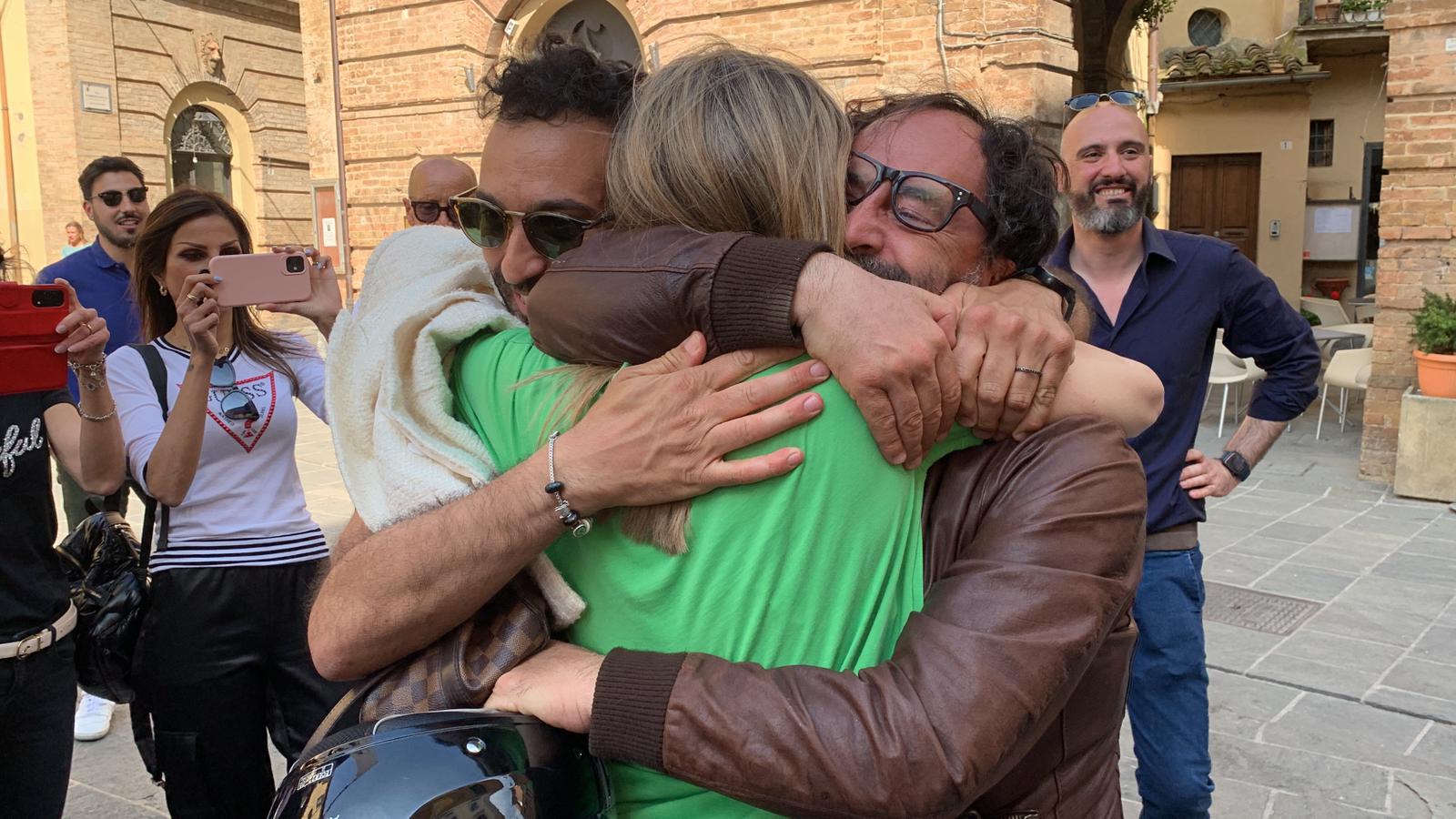 Ballottaggio Umbertide: Carizia si riconferma sindaco. Lo scrutinio 1 festeggiamenti carizia