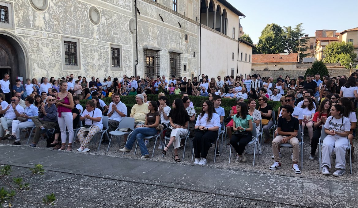 Città di Castello, premiati gli studenti più meritevoli 1 cdc premiazione studenti pubblico