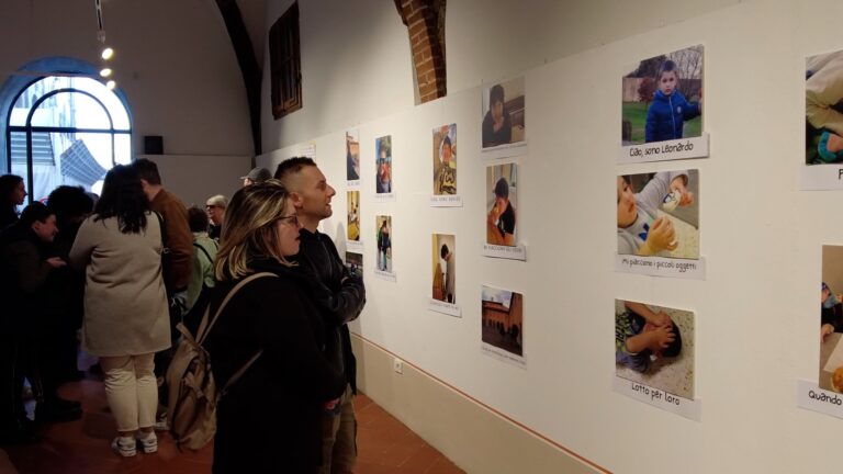 mostra oltre