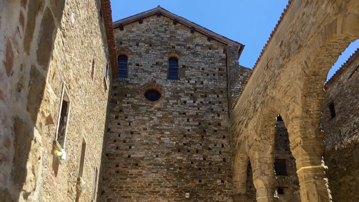 Riapre al culto la cripta dell’abbazia di Badia Petroia a Città di Castello 1 Riapre al culto la cripta dell’abbazia di Badia Petroia a Città di Castello - Attualità | TTV.it