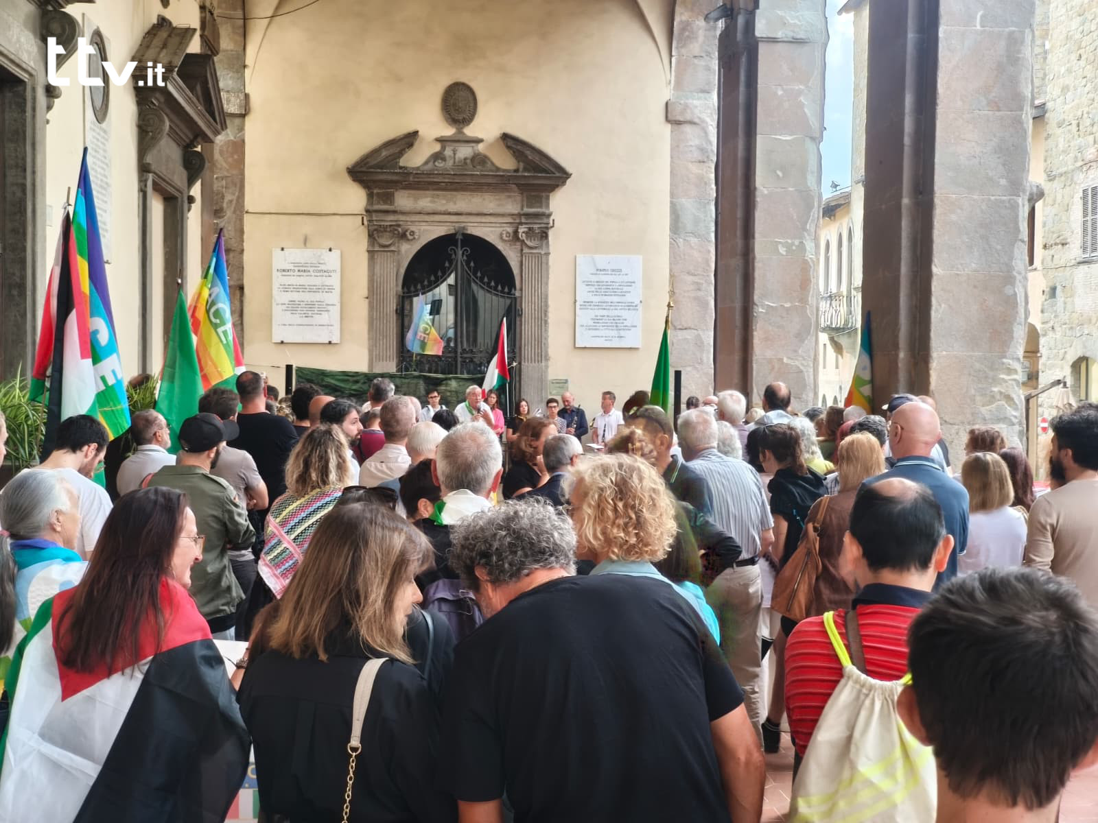 A Sansepolcro trascritti i nomi dei 18.500 bambini morti a Gaza 1 A Sansepolcro trascritti i nomi dei 18.500 bambini morti a Gaza - Attualità | TTV.it