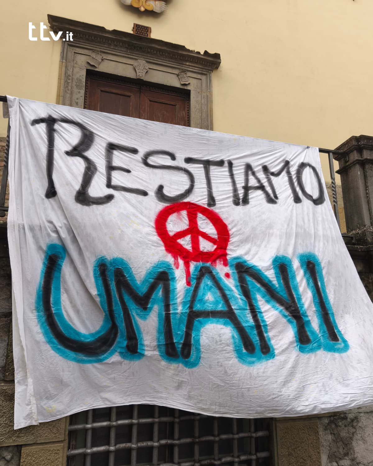 A Sansepolcro trascritti i nomi dei 18.500 bambini morti a Gaza 7 A Sansepolcro trascritti i nomi dei 18.500 bambini morti a Gaza - Attualità | TTV.it
