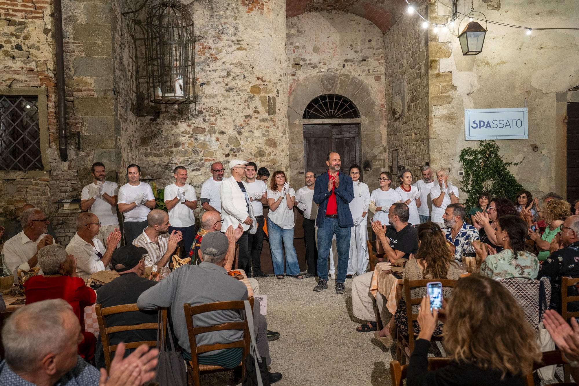 Tovaglia a Quadri 2025: senza memoria non c’è futuro - Cultura | TTV.it