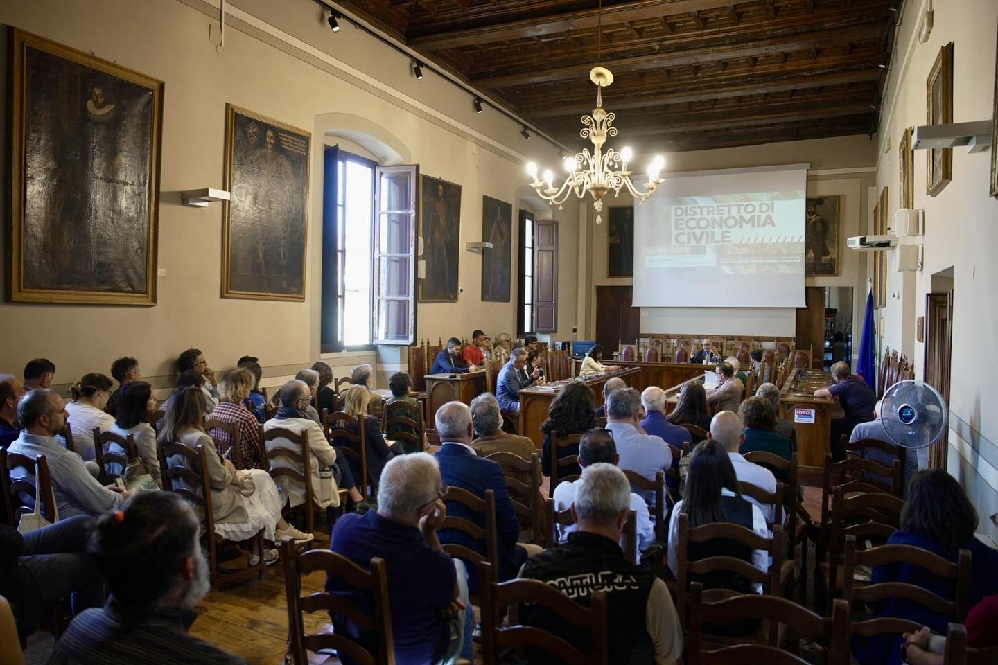 Dalla competizione alla cooperazione: la sfida dell'Alta Valle del Tevere 3 Dalla competizione alla cooperazione: la sfida dell'Alta Valle del Tevere - Beni Comuni, Economia e lavoro | TTV.it