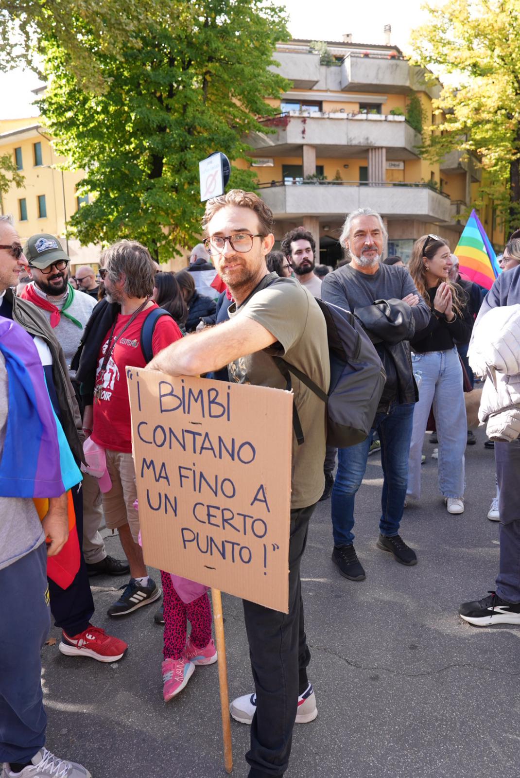 In tantissimi al corteo di solidarietà per Gaza - Attualità | TTV.it