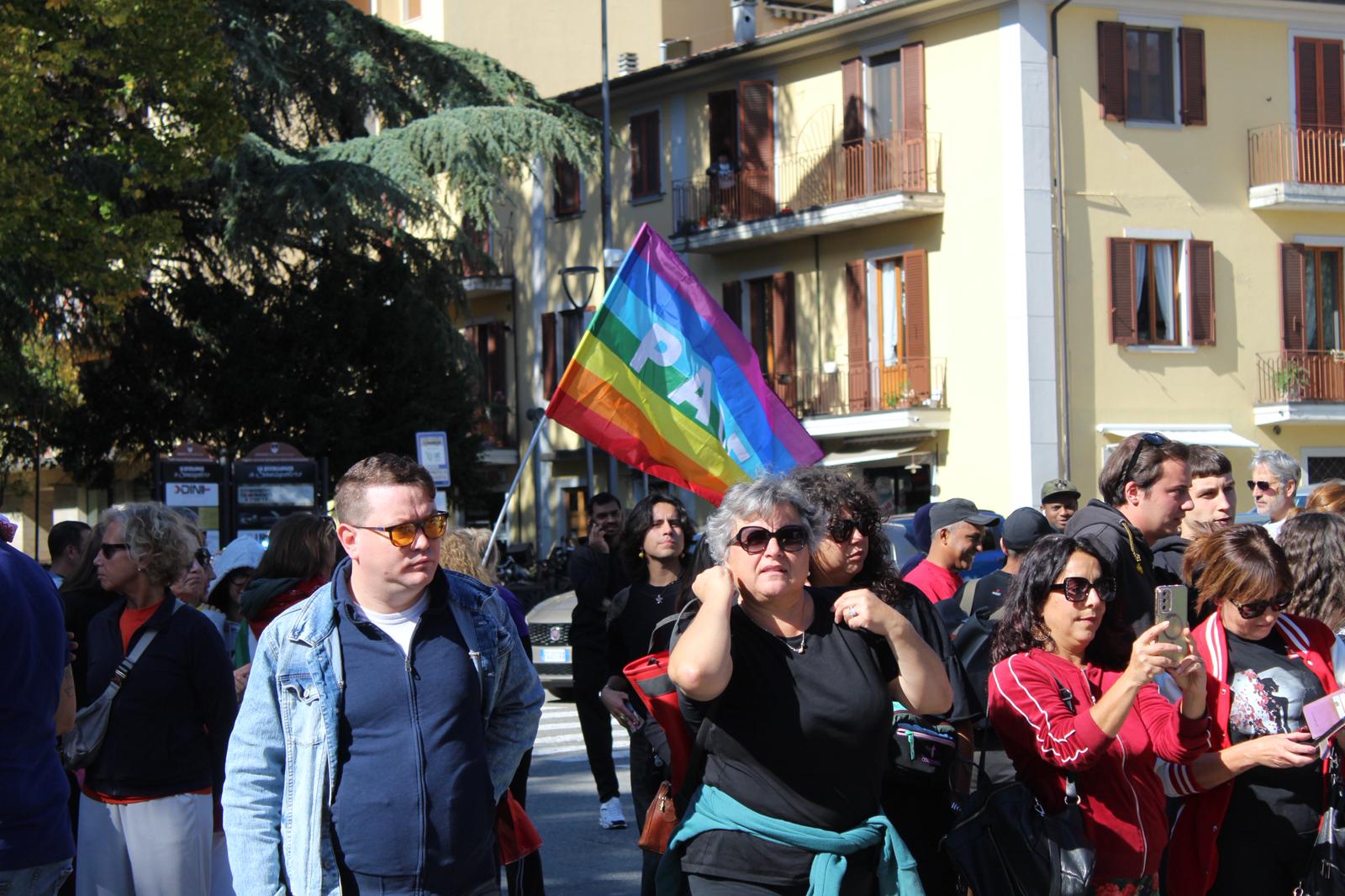 In tantissimi al corteo di solidarietà per Gaza - Attualità | TTV.it
