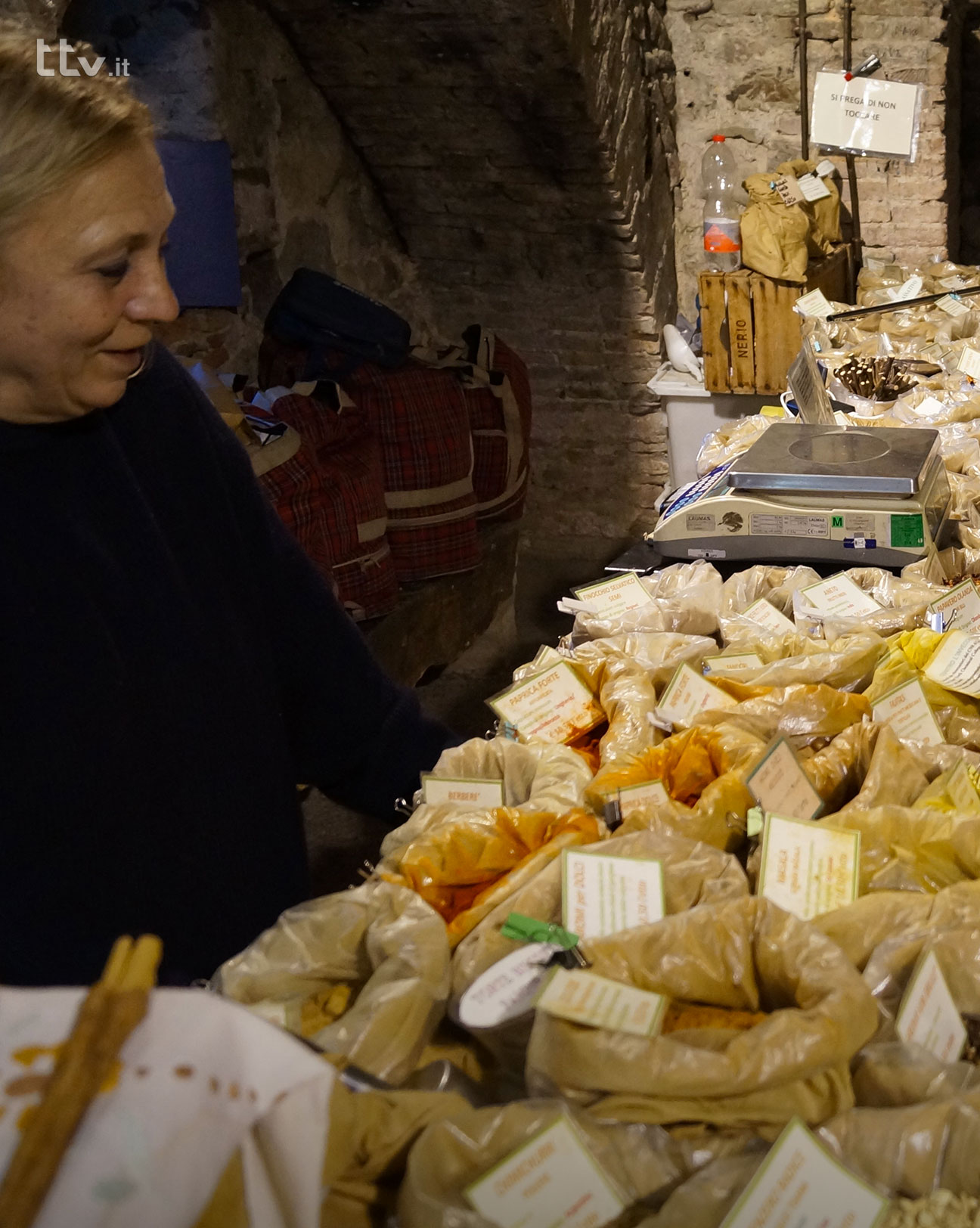 Cento gusti, cento emozioni: Anghiari celebra i sapori dell’Appennino 8 Cento gusti, cento emozioni: Anghiari celebra i sapori dell’Appennino - Eventi | TTV.it