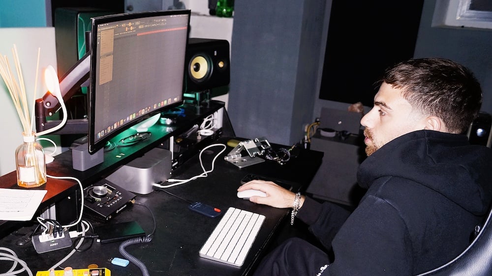 Hypeless studio recording, la musica fuori dall’algoritmo a Sansepolcro - Le nostre storie | TTV.it