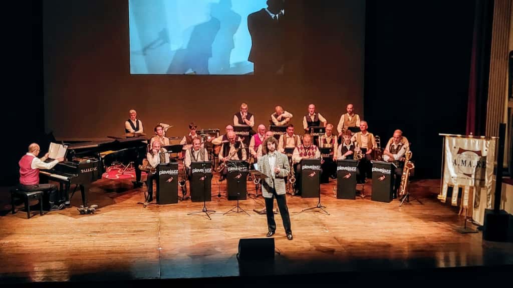La Pieve Jazz Big Band emoziona il Teatro degli Illuminati in un concerto benefico 1 La Pieve Jazz Big Band emoziona il Teatro degli Illuminati in un concerto benefico - Cultura | TTV.it